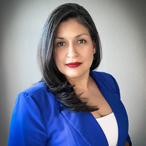 Loan officer Damaris Dozal