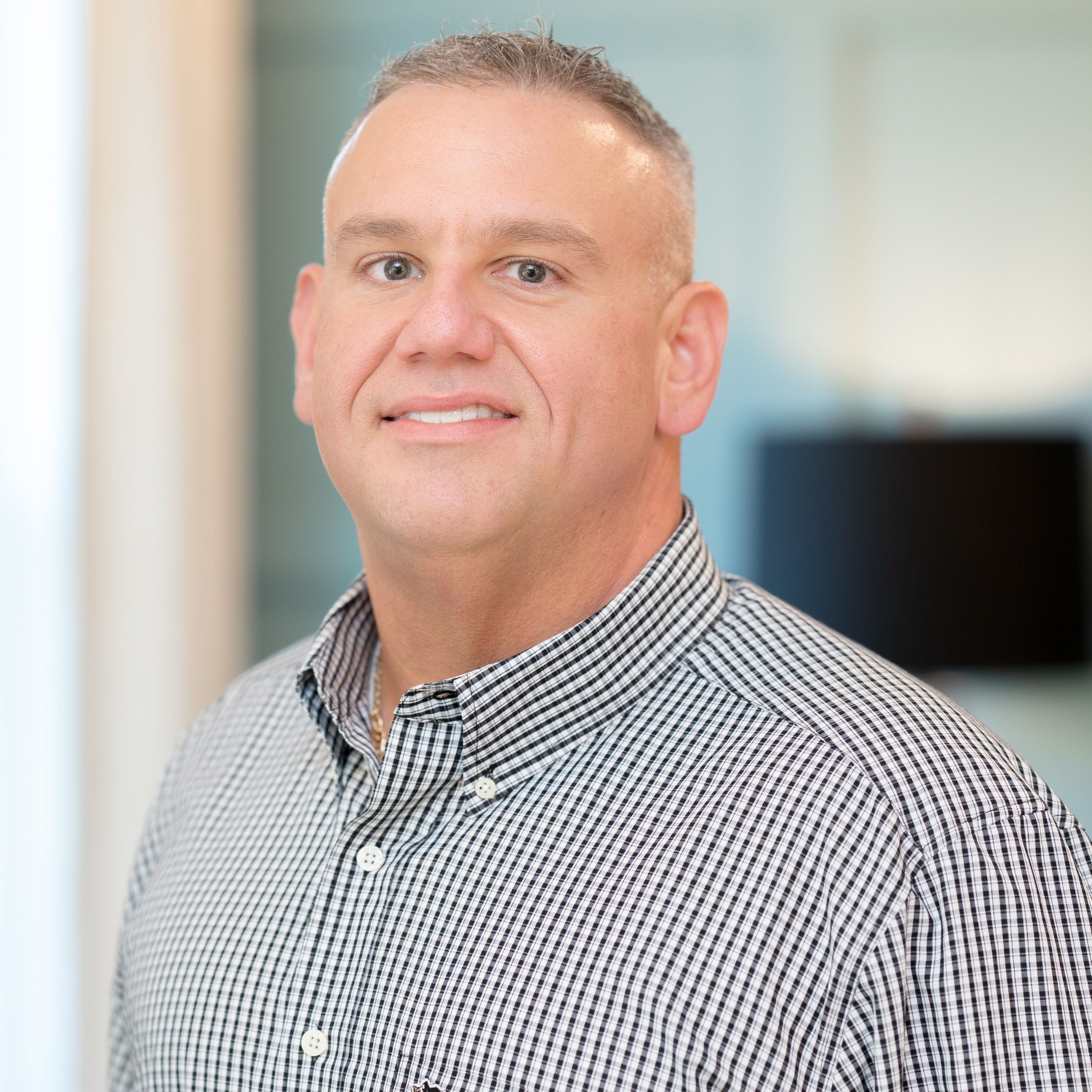 Loan officer Aaron Lynn 