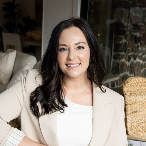 Loan officer Kaitlyn Davis 