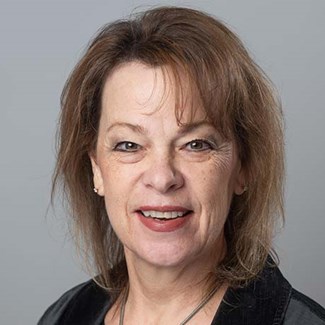 Loan officer Cathy Pizzini